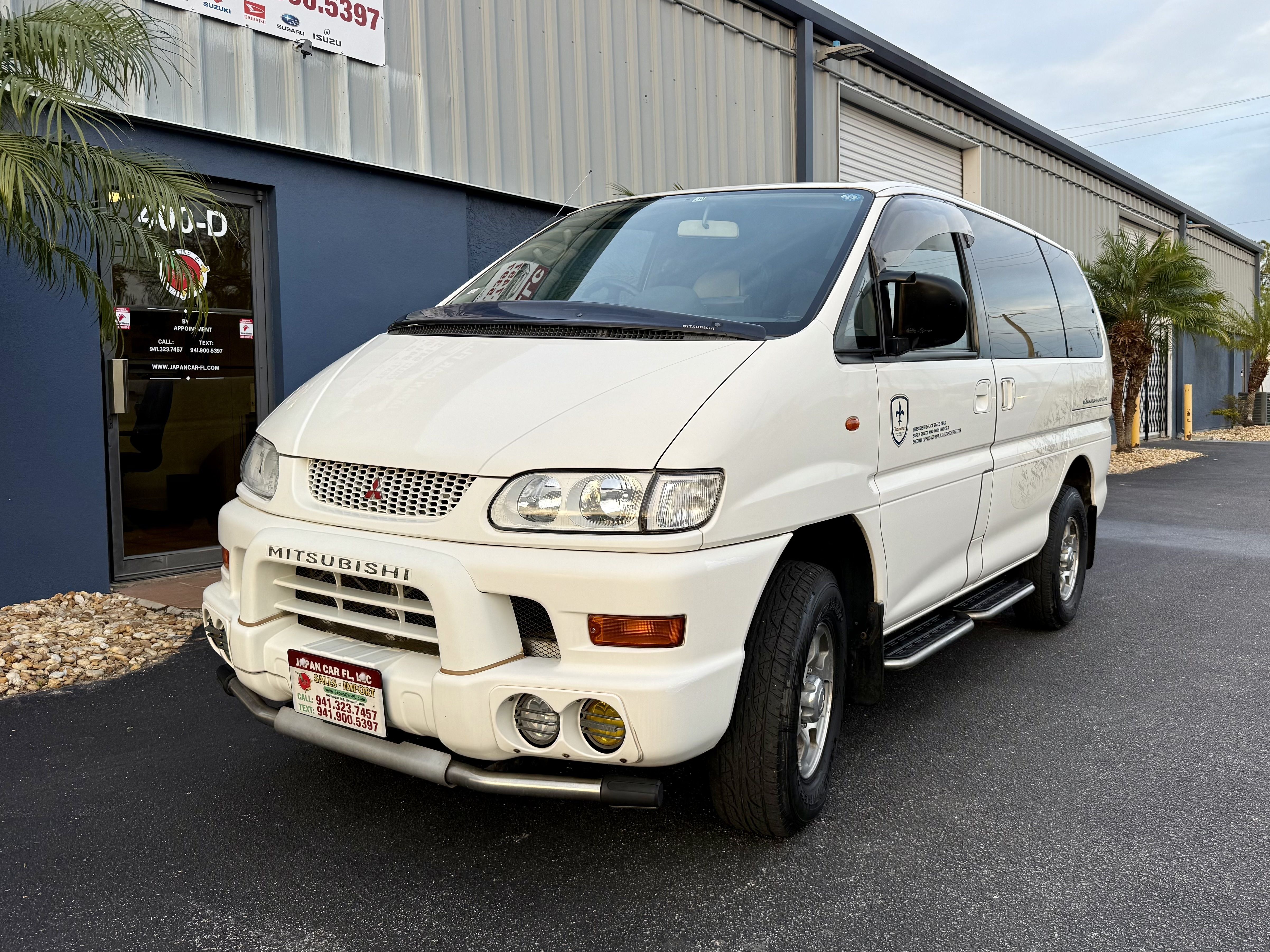 1999 Mitsubishi Delica Chamonix 4WD Sold | JDM Supply