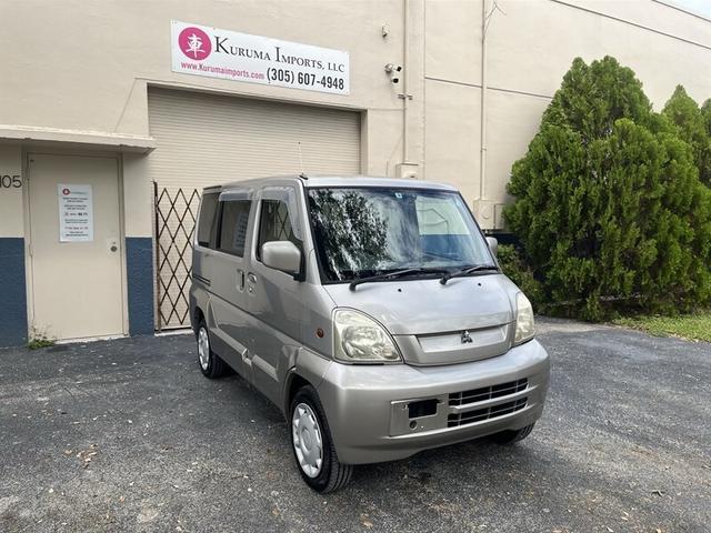 1999 Mitsubishi Town Box