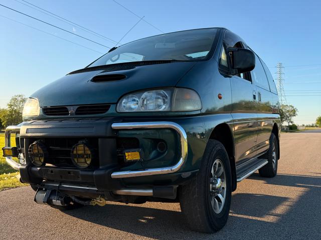 1997 Mitsubishi Delica Space Gear