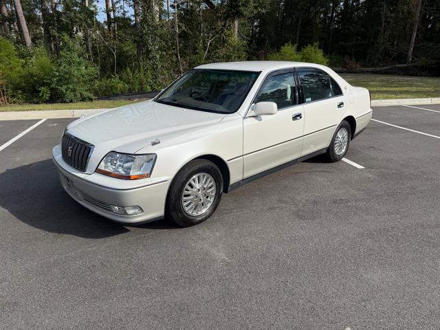 2001 Toyota Crown Majesta