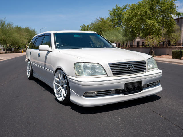 2001 Toyota Crown Estate Athlete V