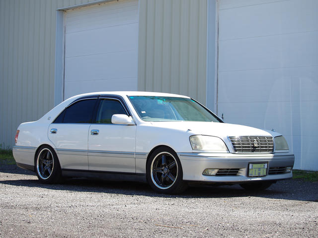 1999 Toyota Crown Royal Saloon