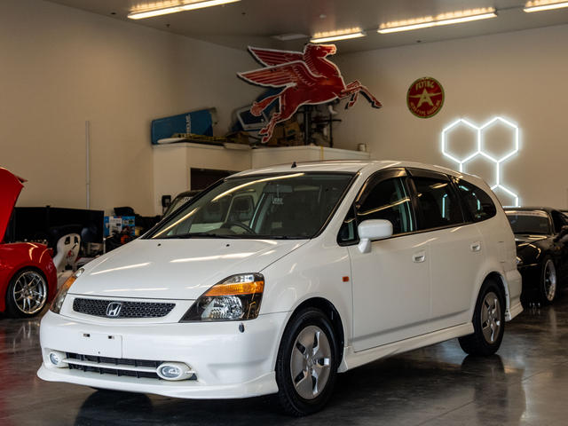 2001 Honda Stream iS