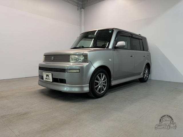2001 Toyota bB Z X Version