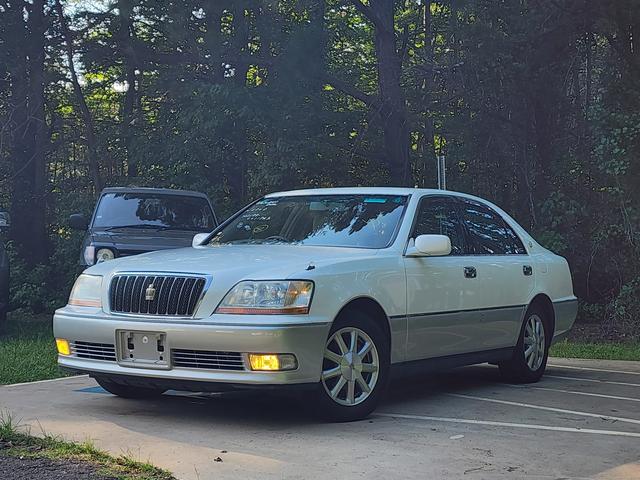 2000 Toyota Crown Majesta