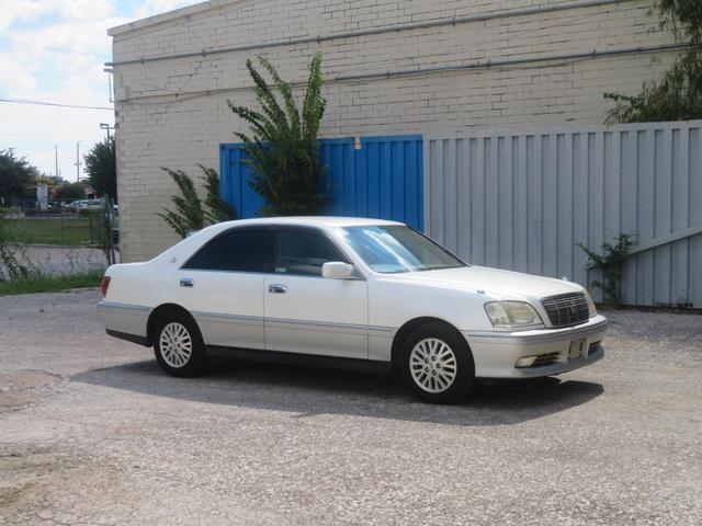2000 Toyota Crown
