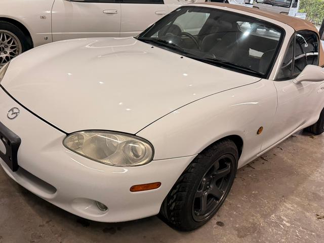 2000 Mazda Miata MX-5 Roadster