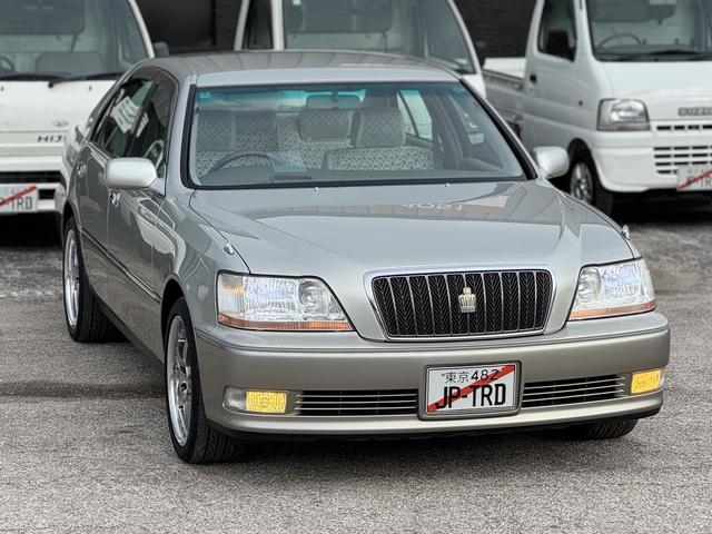 2000 Toyota Crown Majesta