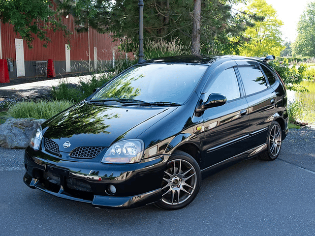 1999 Nissan Tino Autech Aero Spots
