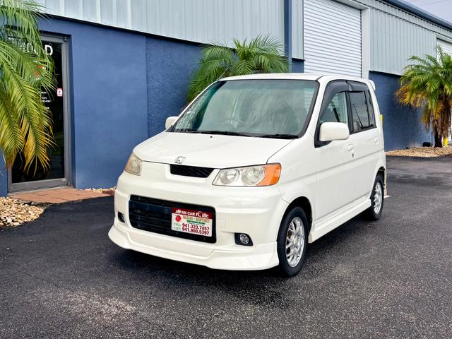 2001 Honda Life